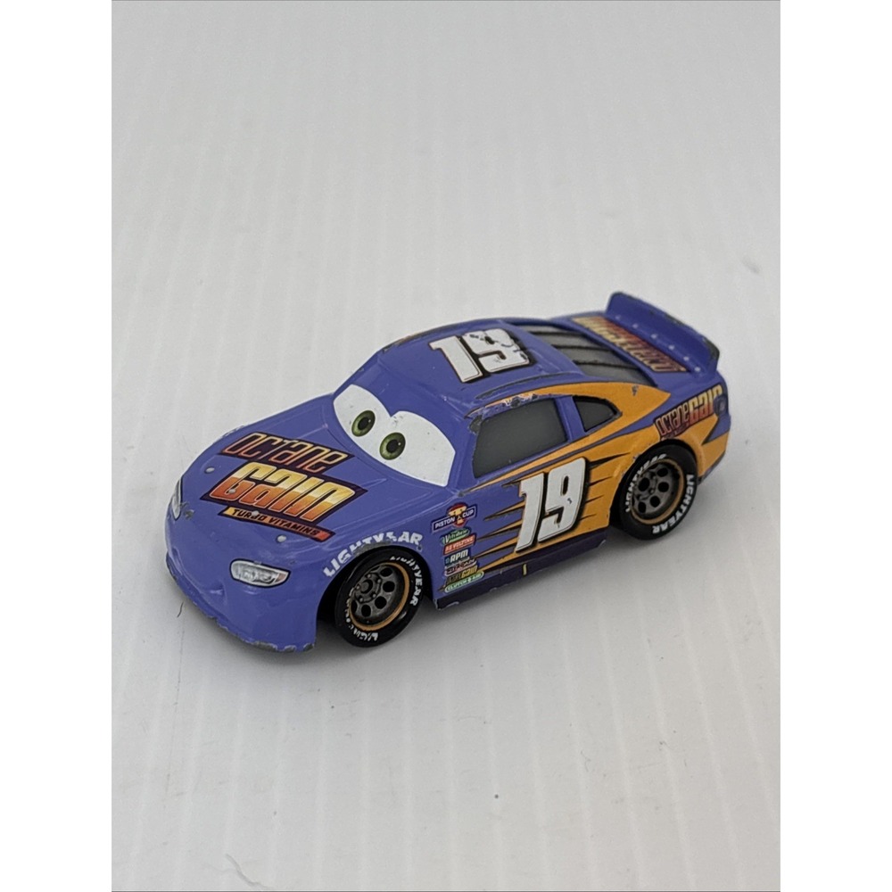 Disney Cars 3 - DANNY SWERVEZ (OCTANE GAIN #19) NEXT GEN MATTEL 1:55 DIECAST